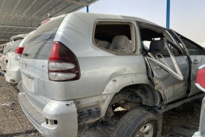 سيارة تويوتا برادو 2004