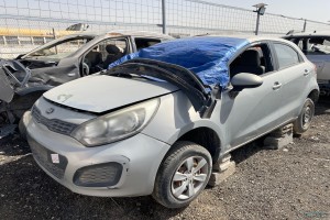 سيارة كيا ريو 2012