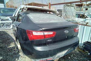 سيارة كيا ريو 2012