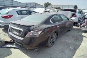 سيارة نيسان صني 2013