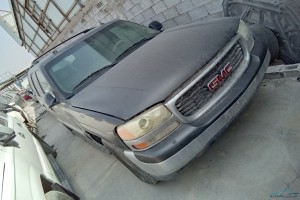 سيارة جي ام سي يوكن 2003