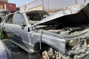 سيارة لاند روفر ديسكفري 2012