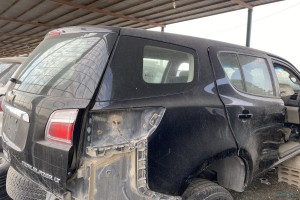 سيارة شفروليه تريل بليزر 2012