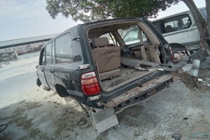 سيارة تويوتا لاندكروز 1998