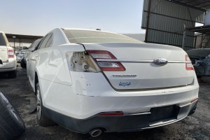 سيارة فورد توروس 2012