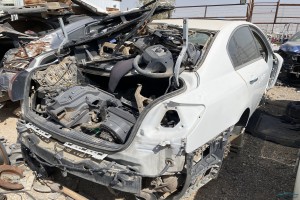 سيارة هونداي هونداي جنسس 2012