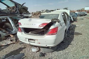 سيارة تويوتا افالون 2010