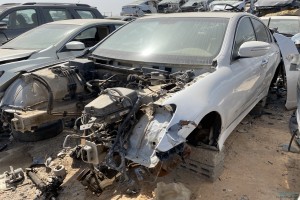 سيارة هونداي هونداي جنسس 2012