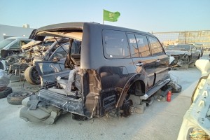 سيارة ميتسوبيشي باجيرو 2015