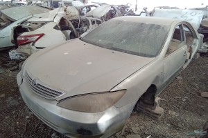 سيارة تويوتا كامري 2004