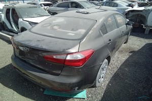 سيارة كيا سيراتو 2014