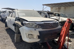 سيارة تويوتا فورتشنر 2013