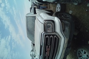 سيارة جي ام سي سييرا 2016