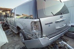 سيارة فورد اكسبيدشن 2012