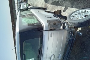 سيارة فورد فلكس 2012