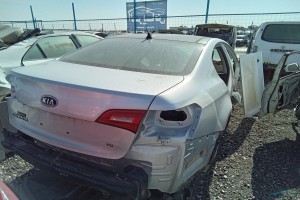 سيارة كيا كادينزا 2011