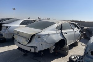 سيارة تويوتا افالون 2017