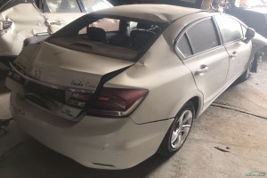 سيارة هوندا سيفيك 2015