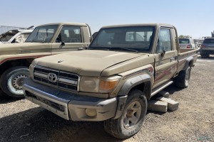 سيارة تويوتا شاص 2011