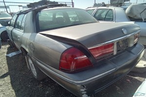 سيارة فورد جراند ماركيز 1999