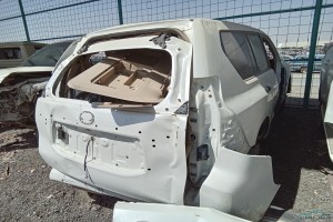 سيارة تويوتا برادو 2014