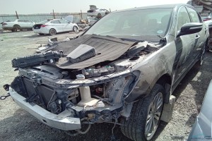 سيارة هونداي هونداي جنسس 2013