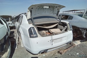 سيارة كرايسلر C300 2013