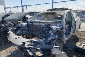 سيارة تويوتا افالون 2016