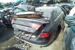 سيارة اودي A8 2011