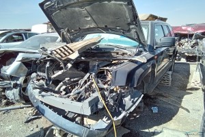 سيارة جيب شيروكي 2010