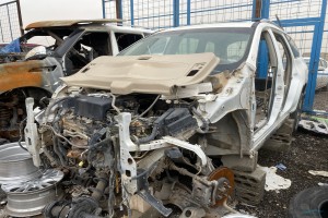 سيارة نيسان باثفندر 2014