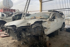 سيارة مرسيدس E 2015