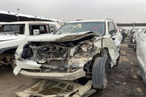 سيارة تويوتا برادو 2013