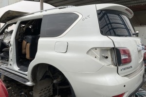 سيارة نيسان باترول 2015