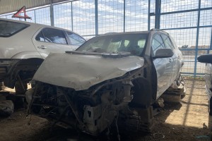 سيارة تويوتا راف فور 2011