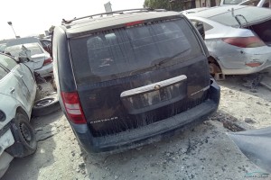 سيارة كرايسلر جراند فوياجر 2010