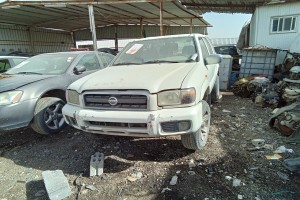 سيارة نيسان باثفندر 2006