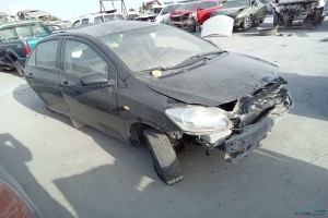 سيارة تويوتا يارس 2008