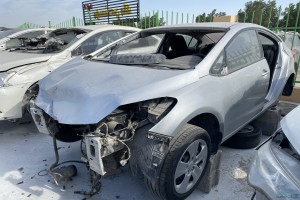 سيارة كيا سيراتو 2014