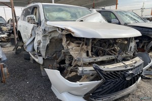 سيارة لكزس LX 2008