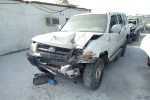 سيارة ميتسوبيشي باجيرو 2004