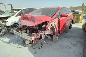 سيارة كيا كارينز 2014