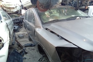 سيارة نيسان ارمادا 2008