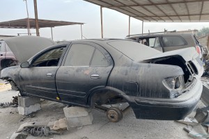 سيارة نيسان صني 2000