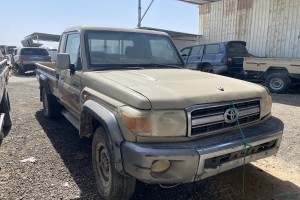 سيارة تويوتا شاص 2011