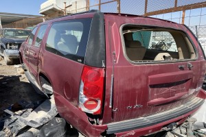 سيارة جي ام سي يوكن 2012