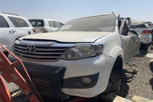 سيارة تويوتا فورتشنر 2013