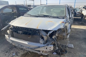 سيارة تويوتا يارس 2011