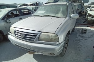 سيارة سوزوكي جراند فيتارا 2002