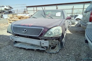 سيارة لكزس LS 2002